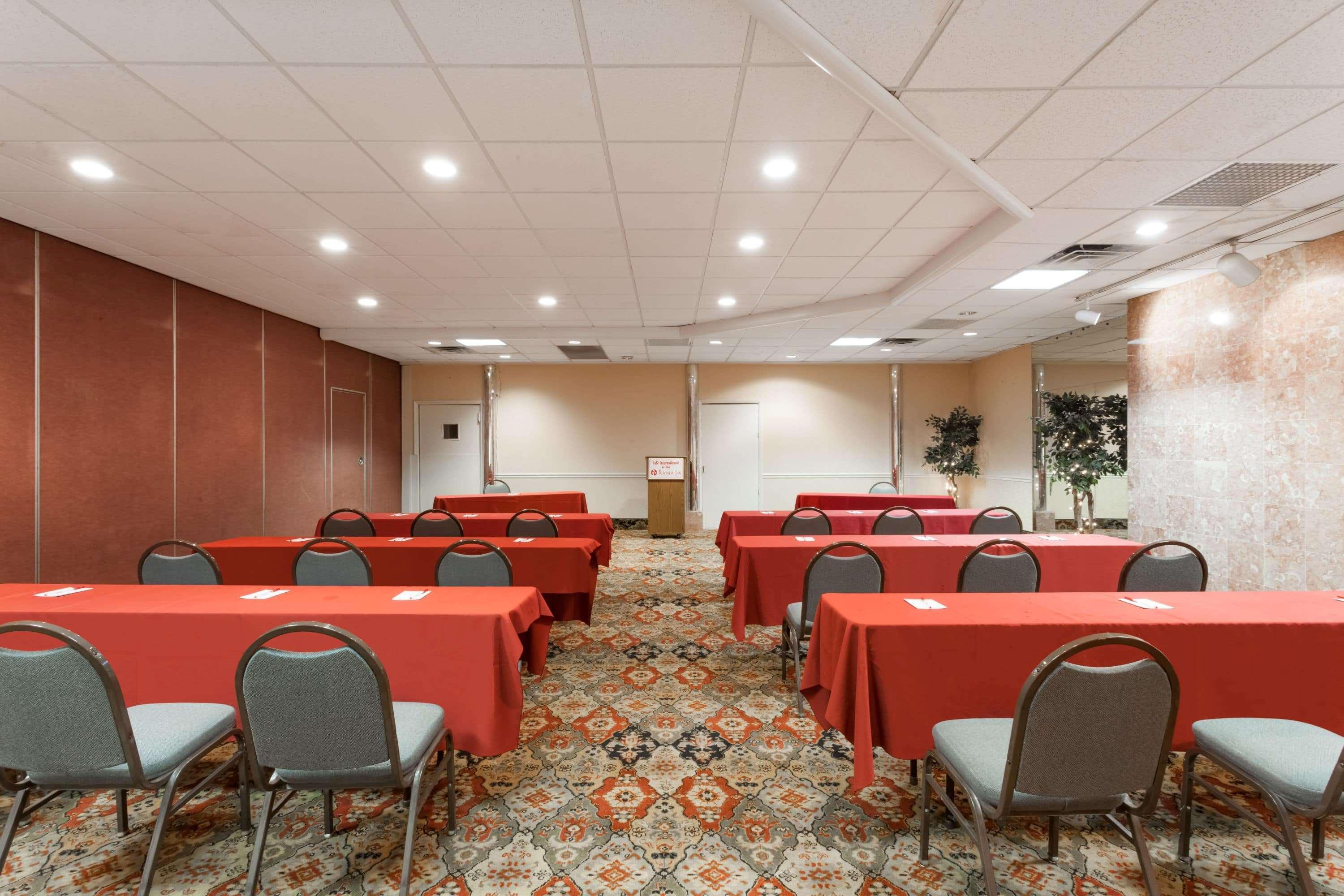 Hotel Ramada By Wyndham Newburgh/West Point Exterior foto